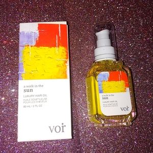 Voir A Walk in the Sun: Luxury Hair Oil